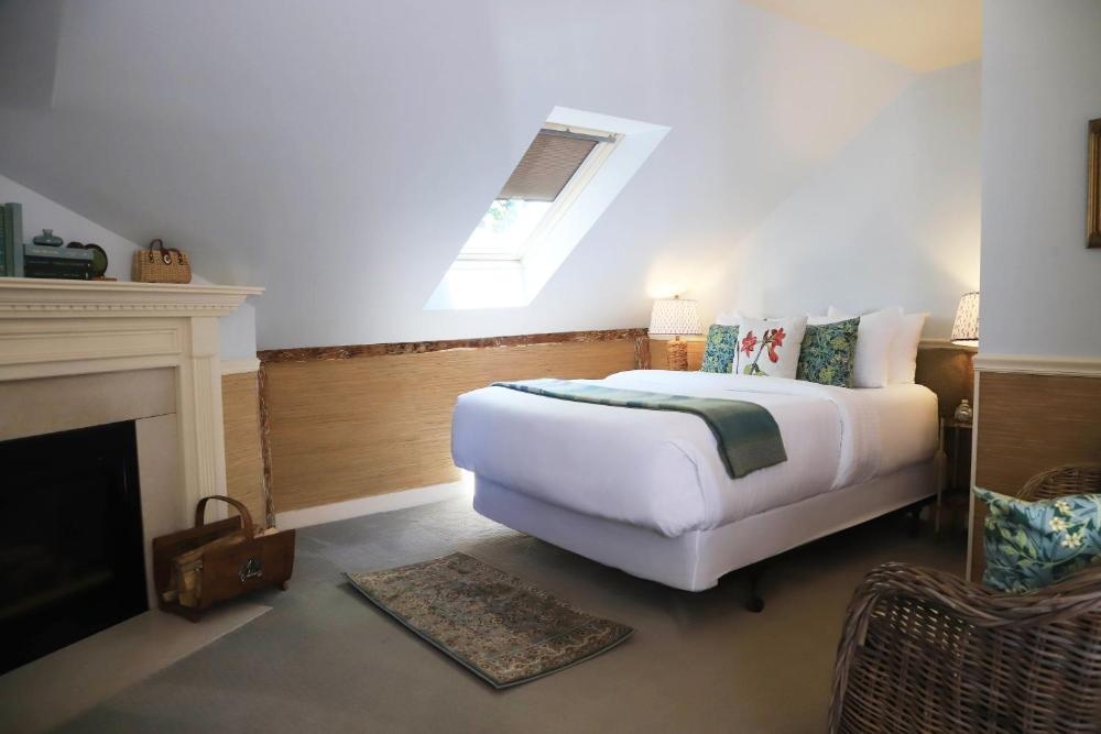 Hartstone Inn Image 11