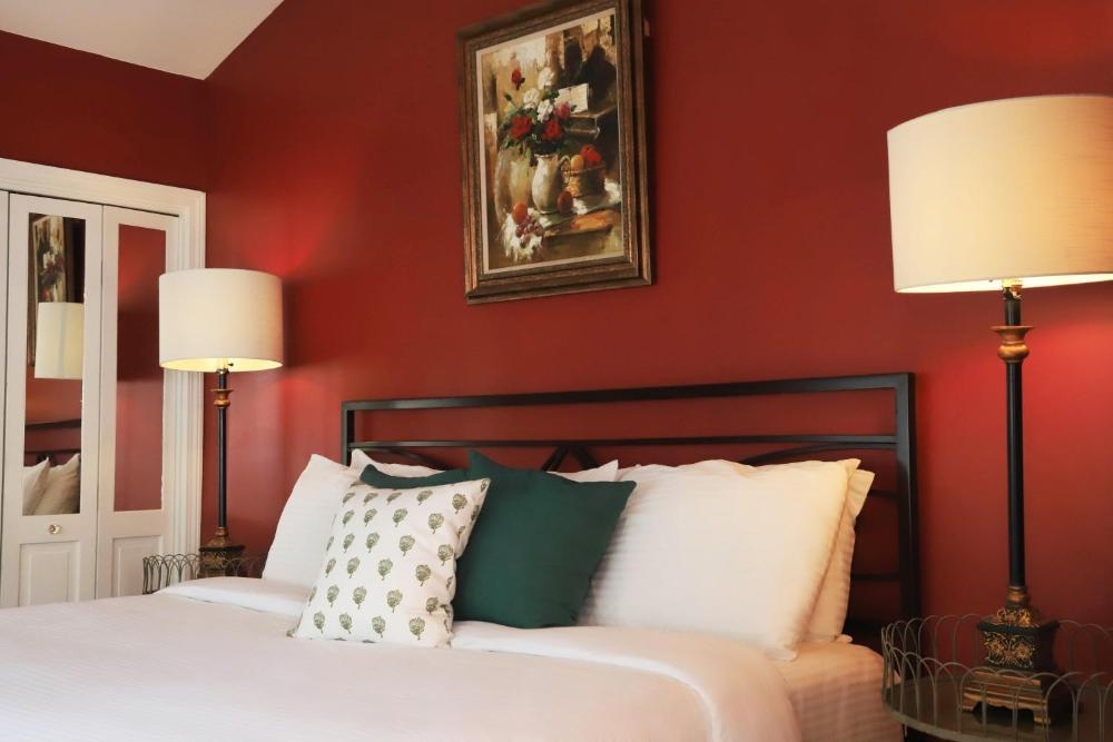 Hartstone Inn Image 31