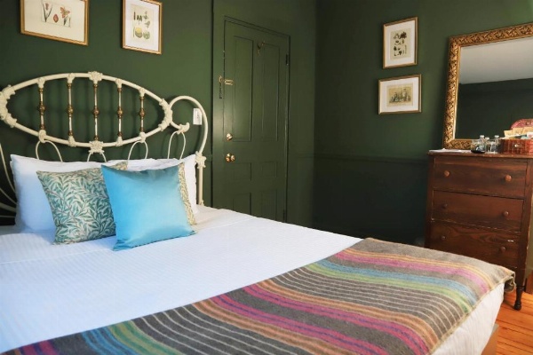 Hartstone Inn image 37